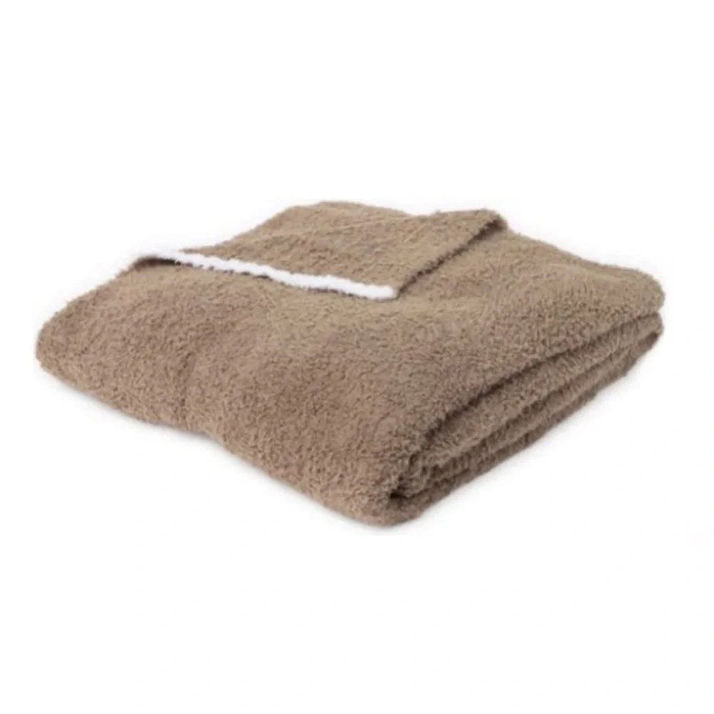 NWT Luxe Barefoot Dreams cozychic rib trim throw - moss/white